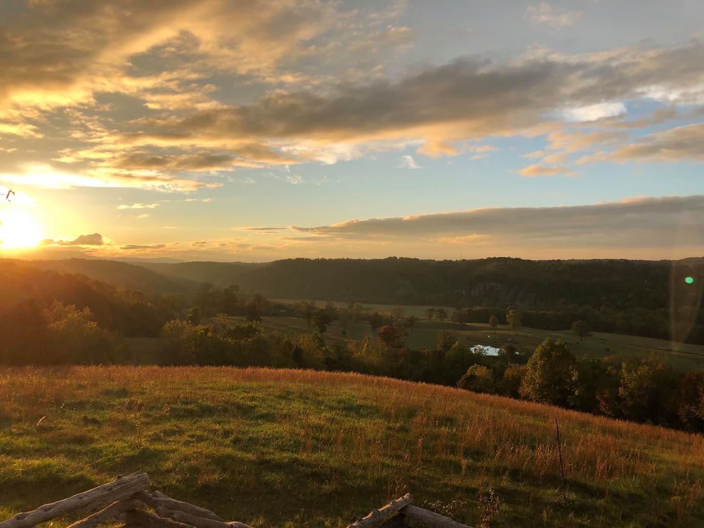 Scenic Highway 65 brings you to beautifu Bear Creek Valley, home of Bear Creek Log Cabins.  Stay in the heart of the Middle River section of Buffalor River country.