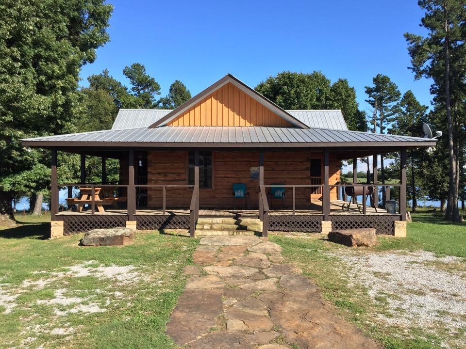 Most private fishing cabin near Buffalo River, Arkansas and Branson, Missouri