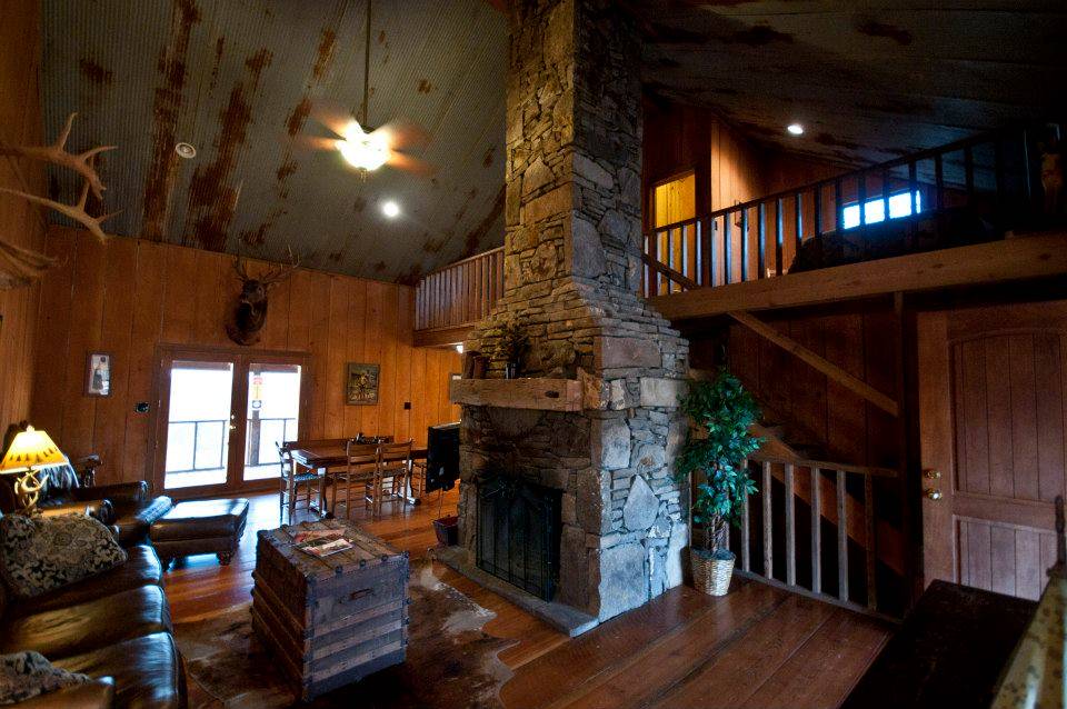Ozarks Mountain Cabin Rental Next To Buffalo River National Park